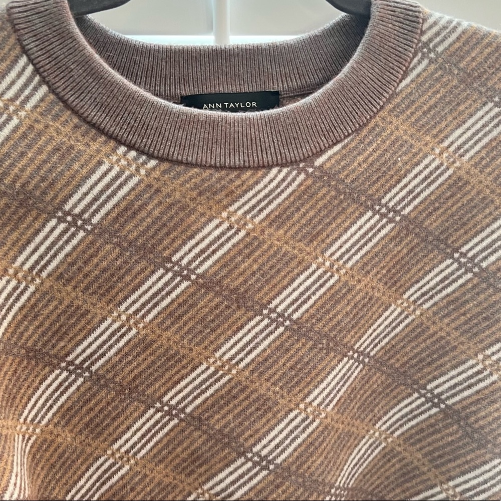 Ann Taylor Sweater - Picture 6 of 12